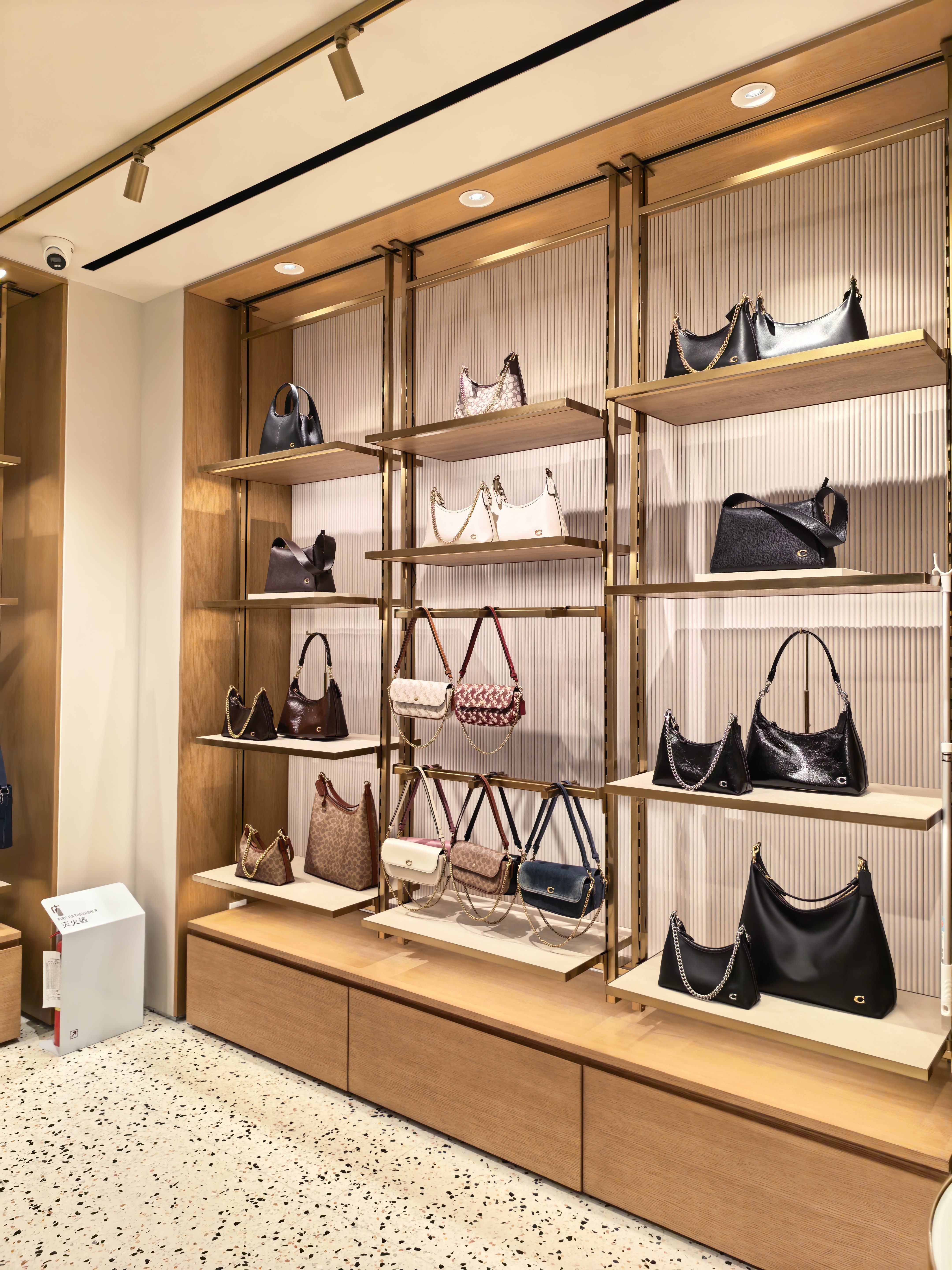 SHOWLITE luxury boutique lighting project SHOWLITE luxury boutique lighting project