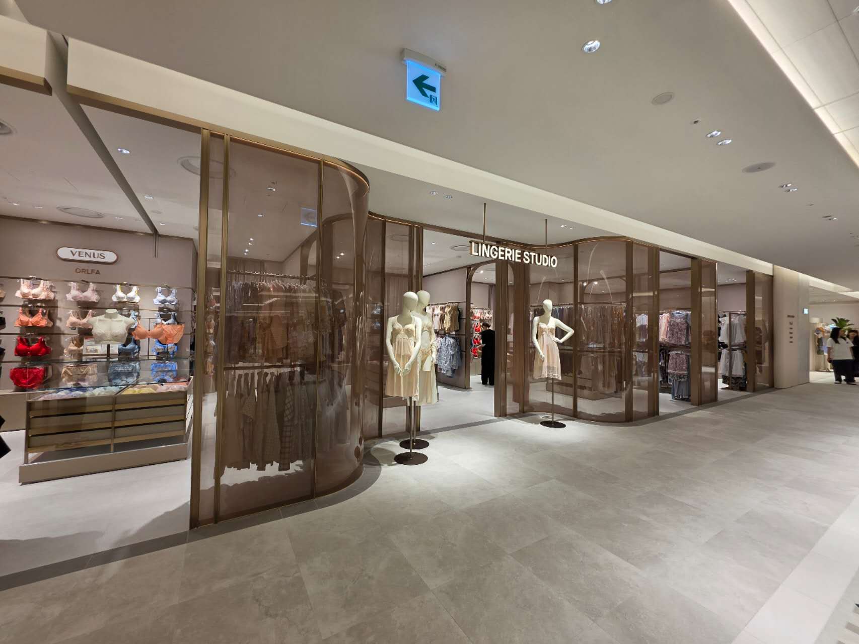 INTERO luxury boutique lighting project INTERO luxury boutique lighting project